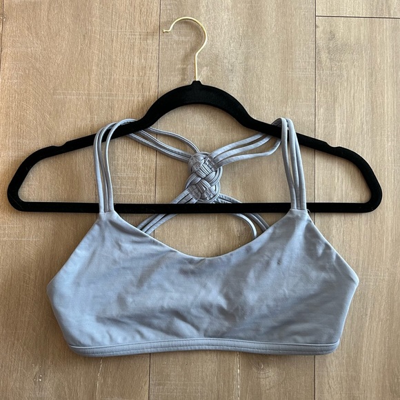 Lululemon free to be sports bra size 6 - Picture 2 of 2